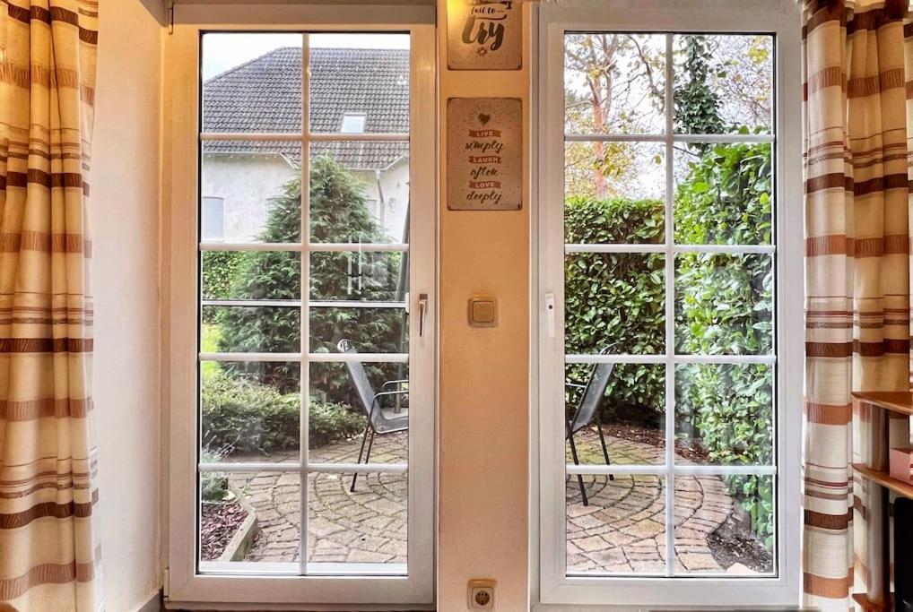 Reihenhaus Mit Garten *